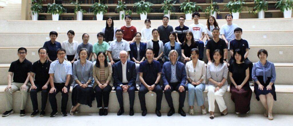 amyotrophe-lateralsklerose-als-berlin-charite-china-peking-forschung-als-opm-studien-gruppenfoto